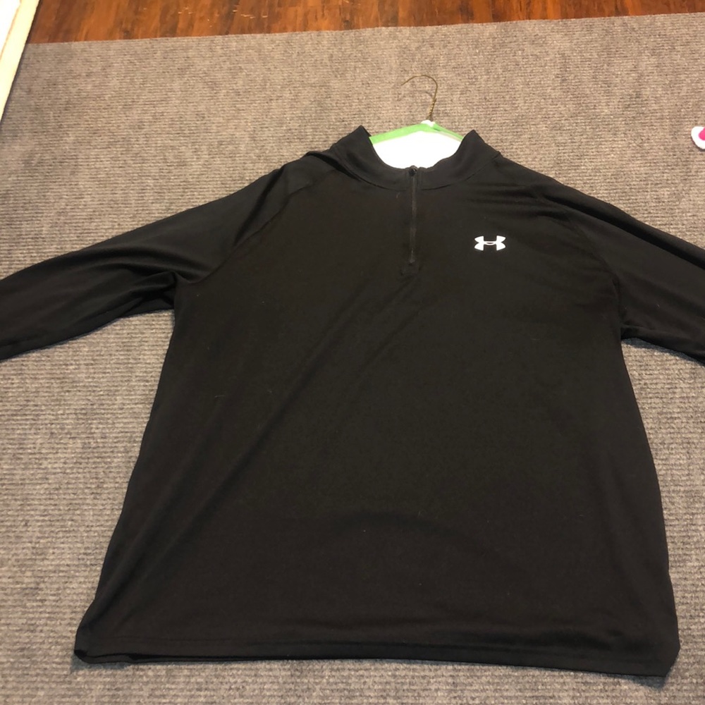 Collard quarter zip pull over